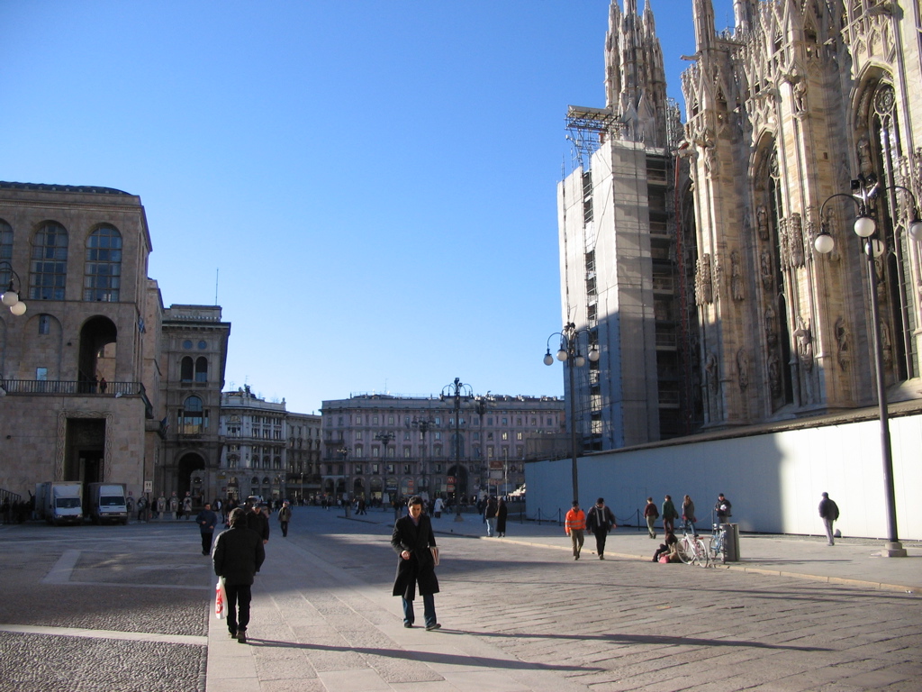 Plaza South of Duomo