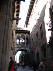 Alley behind the cathedral